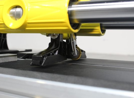 Cortadora de Piso Manual MCP120 120CM com Laser Guia -Menegotti