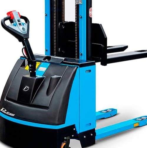 Empilhadeira Elétrica Tracionaria PTL1654 Fast Capacidade 1.600kg Elevação 5,40m -Paletrans