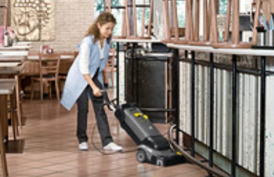 Lavadora e Secadora de Pisos BR 30/4 C 220V -Karcher