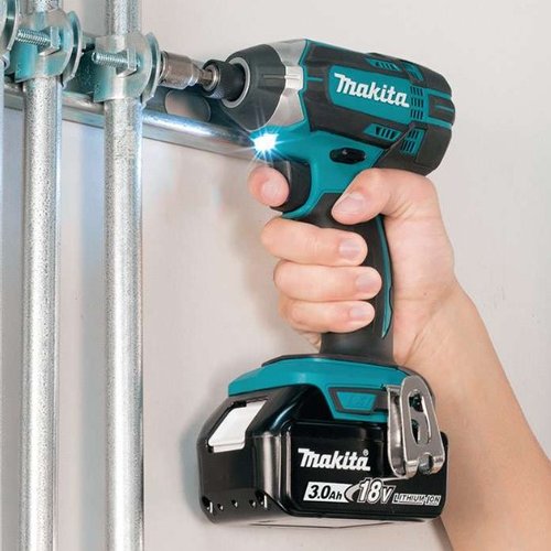 Parafusadeira Chave Impacto 1/4 18V Dtd152z 165N Sem Bateria E Sem Carregador