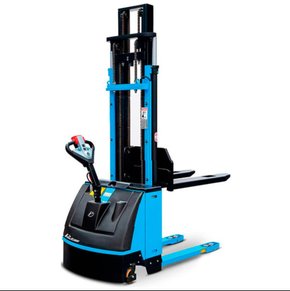 Empilhadeira Elétrica Tracionaria PT1654 Fast Capacidade 1.600kg Elevação 5,40m -Paletrans Empilhadeira Elétrica Tracionaria PT1654 Fast Capacidade 1.600kg Elevação 5,40m -Paletrans