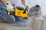 Cortadora de Concreto/Asfalto a Bateria 60V DCS692B 9'' Sem Bateria e Carregador -Dewalt